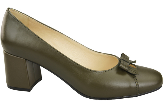 Women's Pumps with a Bow, Natural Leather and Low Heel 203 ElitaBut