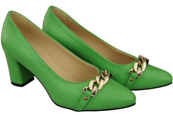 Classic Women's Pumps Shoes made of Natural Leather with a Gold Decorative Chain 200 ElitaBut