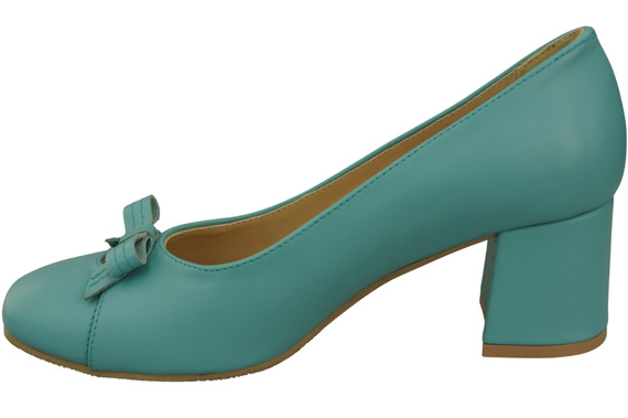 Women's Pumps with a Bow, Natural Leather and Low Heel 203 ElitaBut