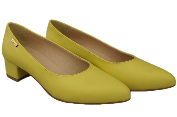 Women's low-heeled pumps timeless elegance and comfort 220 ElitaBut