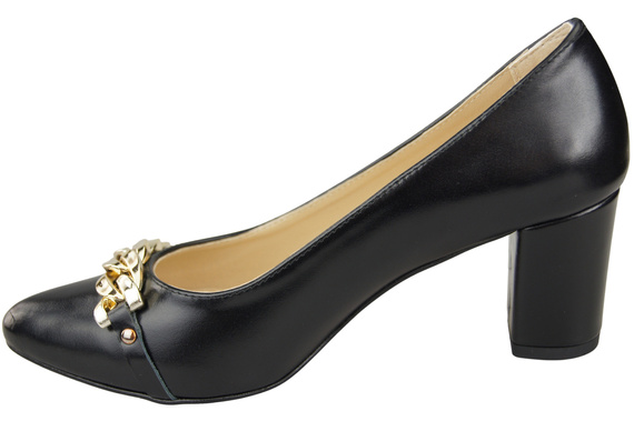 Classic Women's Pumps Shoes made of Natural Leather with a Gold Decorative Chain 200 ElitaBut
