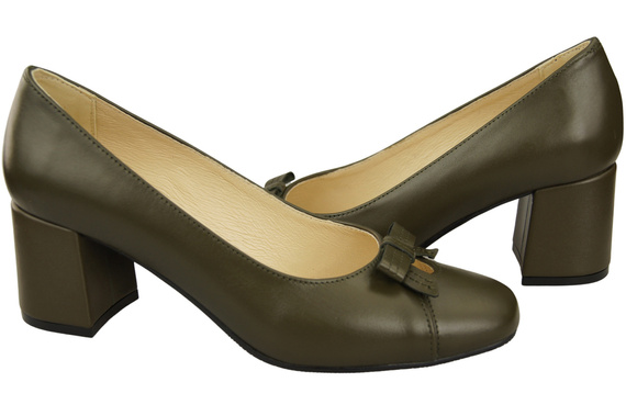Women's Pumps with a Bow, Natural Leather and Low Heel 203 ElitaBut
