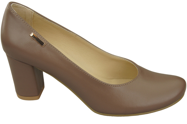Footwear Classic Women's Natural Leather Almond Nose Dugout 201 ElitaBut