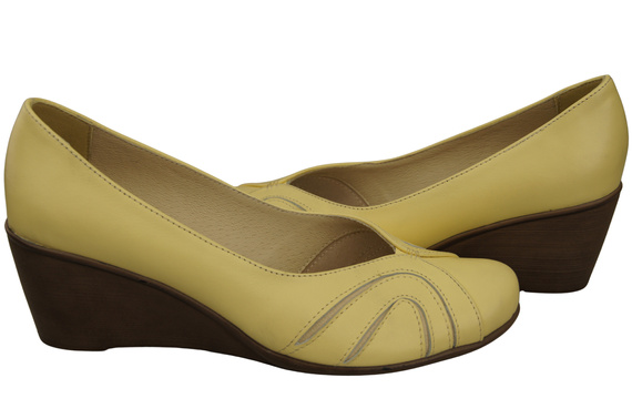 Women's Black Natural Leather Wedge Pumps 828 ElitaBut