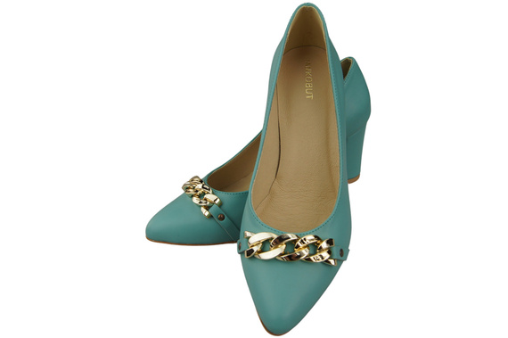 Classic Women's Pumps Shoes made of Natural Leather with a Gold Decorative Chain 200 ElitaBut