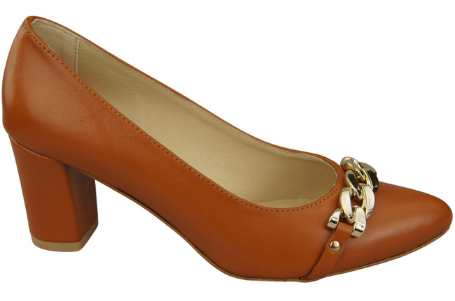 Classic Women's  Pumps Shoes made of Natural Leather with a Gold Decorative Chain 200 ElitaBut