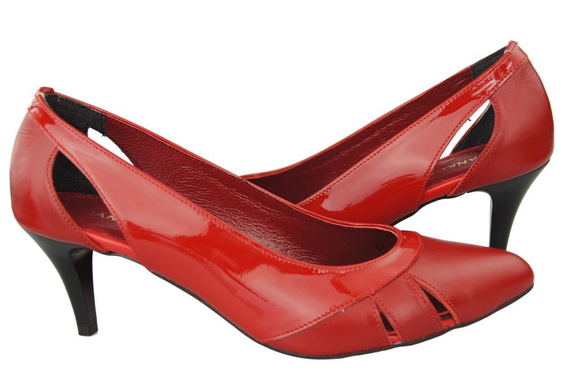 Women's Shoes Pumps Natural leather 995 ElitaBut