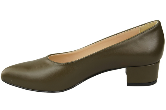 Women's low-heeled pumps timeless elegance and comfort 220 ElitaBut