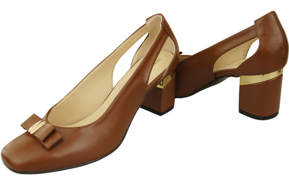 Shoes Women's pumps in Natural Leather with Decorative Heel 199 ElitaBut