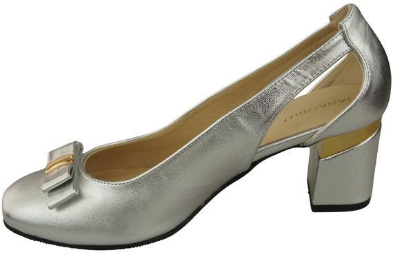 Shoes Women's pumps in Natural Leather with Decorative Heel 199 ElitaBut
