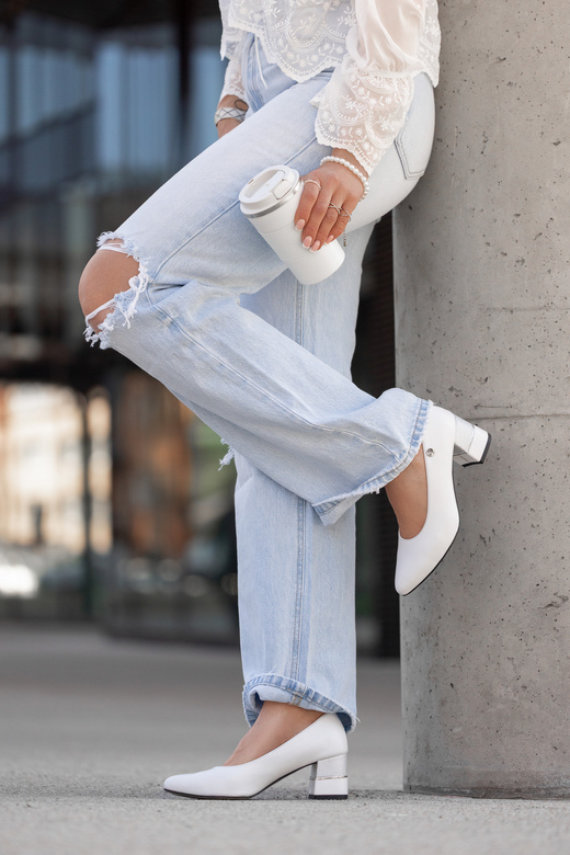 Women's shoes Pumps Natural leather 142 ElitaBut