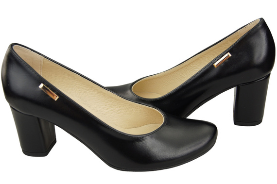 Footwear Classic Women's Natural Leather Almond Nose Dugout 201 ElitaBut