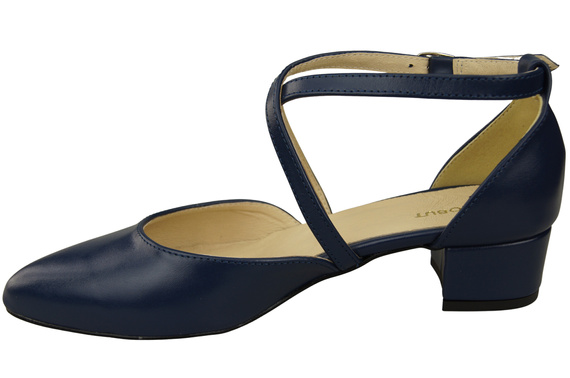 Women’s Leather Sandals with Straps Low Heel 223 ElitaBut