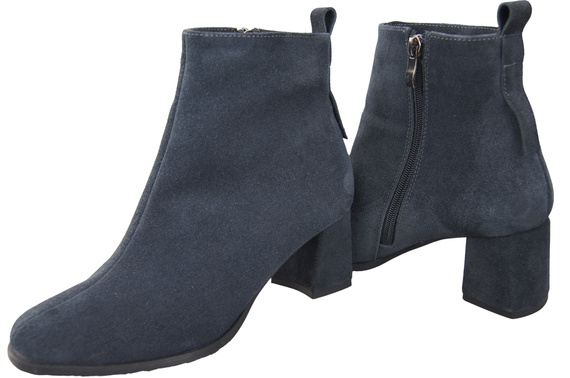 Women’s ankle boots in genuine suede leather, stable block heel, with zipper – 224 ElitaBut