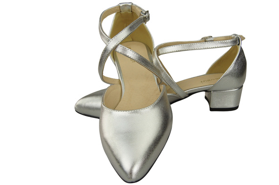 Women’s Leather Sandals with Straps Low Heel 223 ElitaBut