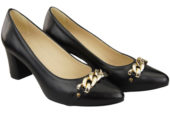 Classic Women's Pumps Shoes made of Natural Leather with a Gold Decorative Chain 200 ElitaBut