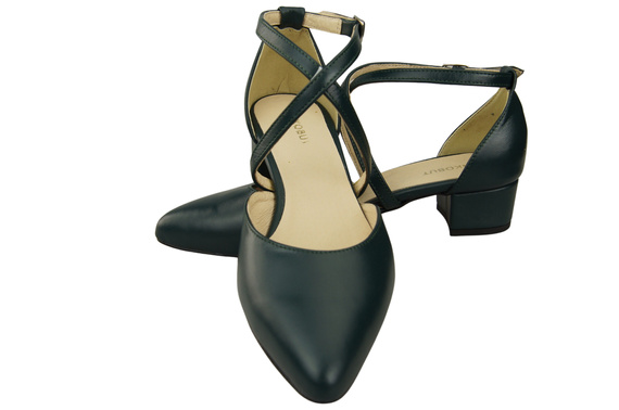 Women’s Leather Sandals with Straps Low Heel 223 ElitaBut