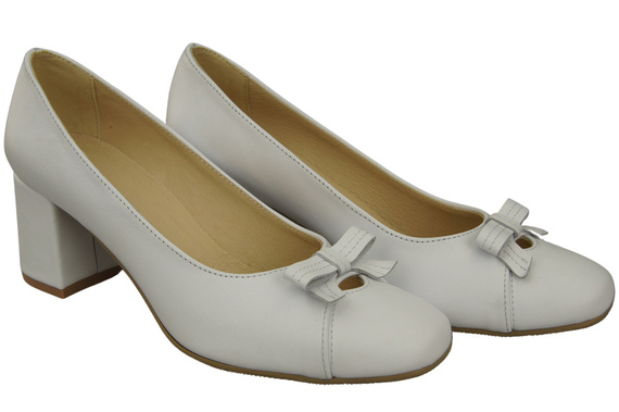 Women's Pumps with a Bow, Natural Leather and Low Heel 203 ElitaBut