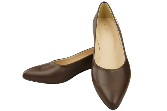 Women's low-heeled pumps timeless elegance and comfort 220 ElitaBut