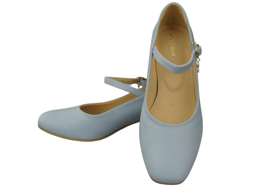 Women's shoes Pumps with a strap, natural leather 202 ElitaBut