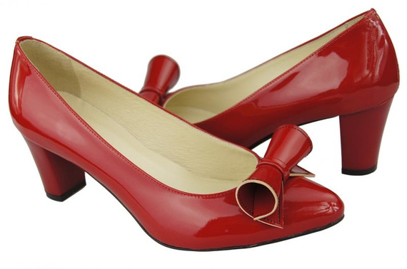 Women's shoes Pumps natural leather Lacquer 975 ElitaBut