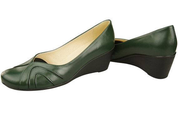 Women's Black Natural Leather Wedge Pumps 828 ElitaBut