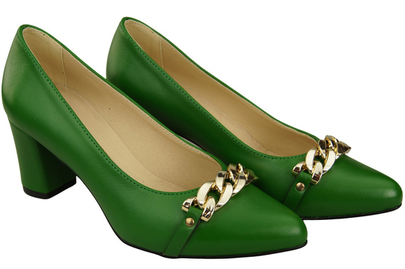 Classic Women's Pumps Shoes made of Natural Leather with a Gold Decorative Chain 200 ElitaBut