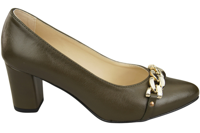 Classic Women's  Pumps Shoes made of Natural Leather with a Gold Decorative Chain 200 ElitaBut