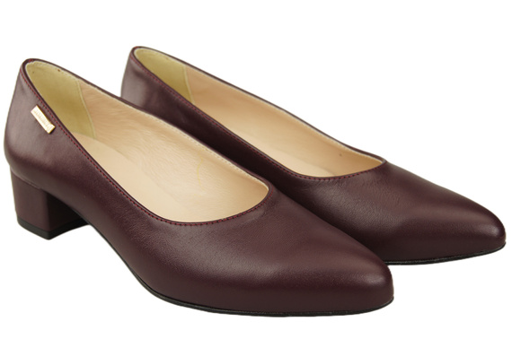 Women's low-heeled pumps timeless elegance and comfort 220 ElitaBut