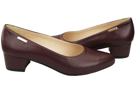 Women's low-heeled pumps timeless elegance and comfort 220 ElitaBut