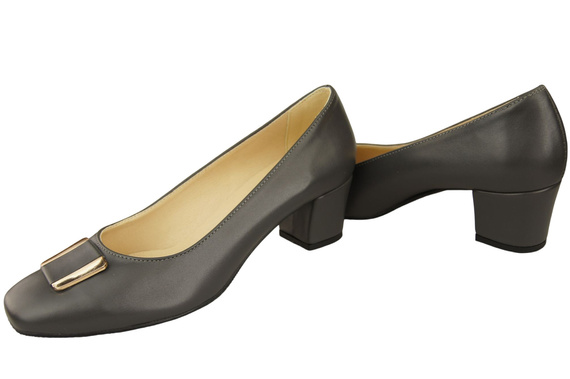 Women's shoes Pumps Natural leather 187 ElitaBut