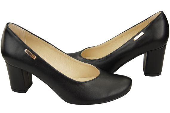 Footwear Classic Women's Natural Leather Almond Nose Dugout 201 ElitaBut