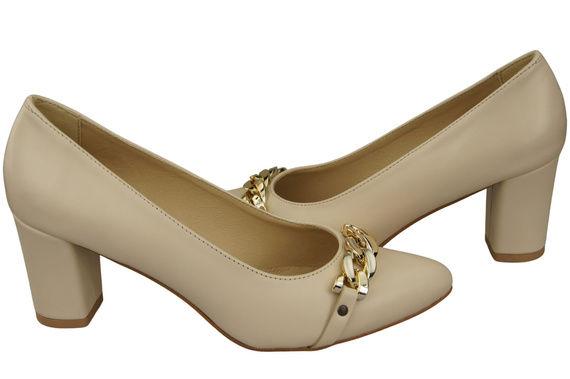 Classic Women's Pumps Shoes made of Natural Leather with a Gold Decorative Chain 200 ElitaBut