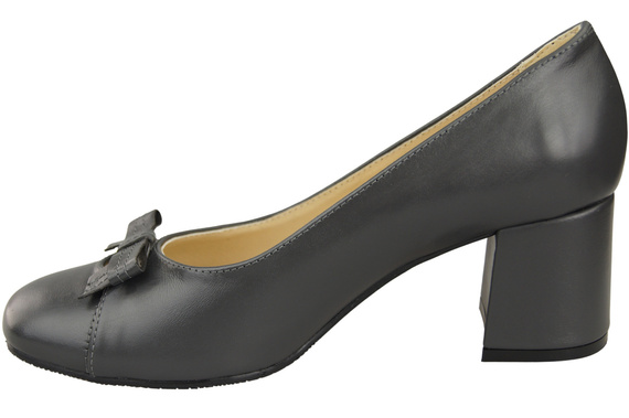 Women's Pumps with a Bow, Natural Leather and Low Heel 203 ElitaBut
