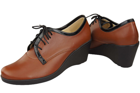 Shoes Women's Brogues On Wedge Natural leather 181 ElitaBut