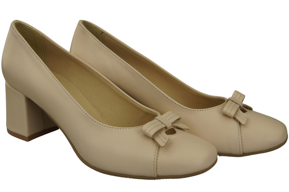 Women's Pumps with a Bow, Natural Leather and Low Heel 203 ElitaBut