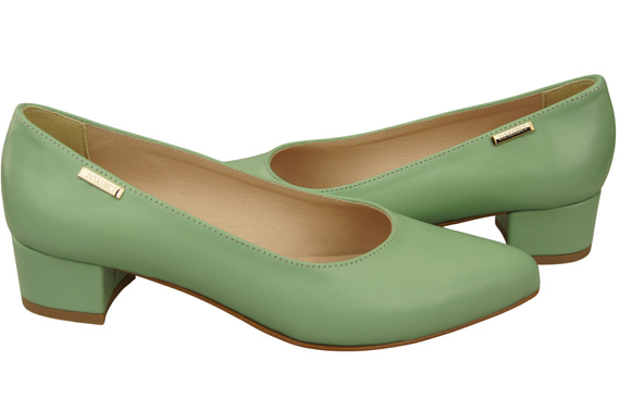 Women's low-heeled pumps timeless elegance and comfort 220 ElitaBut