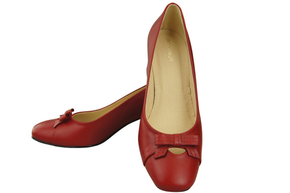 Women's Pumps with a Bow, Natural Leather and Low Heel 203 ElitaBut