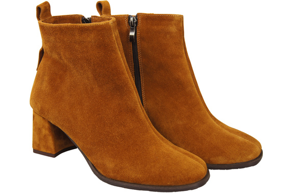 Women’s ankle boots in genuine suede leather, stable block heel, with zipper – 224 ElitaBut