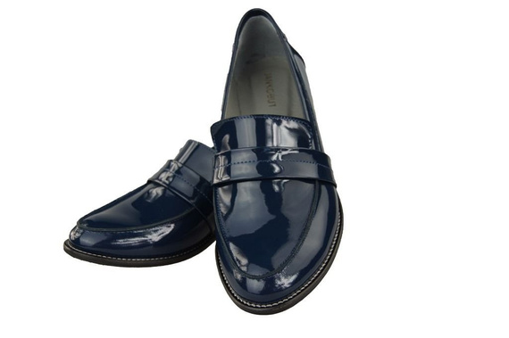 Shoes Women's loafers Natural leather lacquer 139 ElitaBut