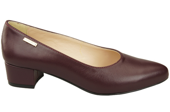 Women's low-heeled pumps timeless elegance and comfort 220 ElitaBut