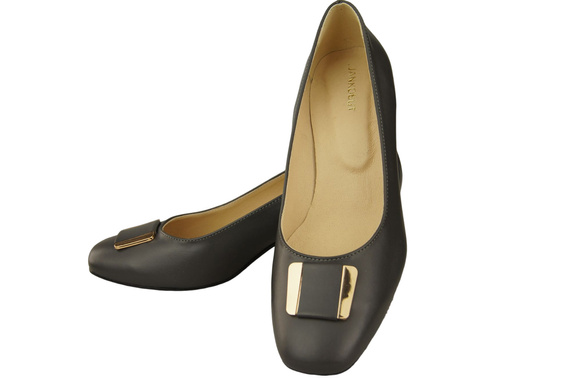 Women's shoes Pumps Natural leather 187 ElitaBut