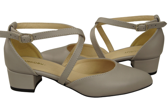 Women’s Leather Sandals with Straps Low Heel 223 ElitaBut