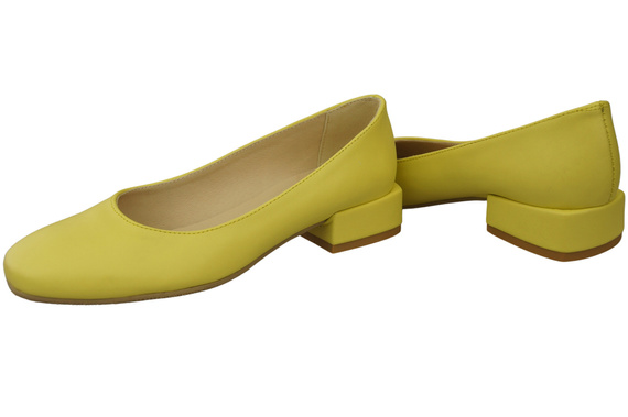 Comfortable Women's Shoes Flat Pumps, Natural Leather 204 ElitaBut