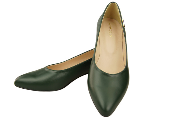 Women's low-heeled pumps timeless elegance and comfort 220 ElitaBut