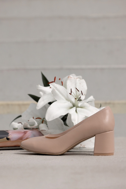 Women's shoes Pumps Natural leather 171 ElitaBut