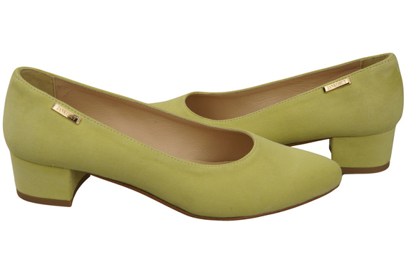 Comfortable Women's Shoes in Genuine Suede Leather 220 Z ElitaBut