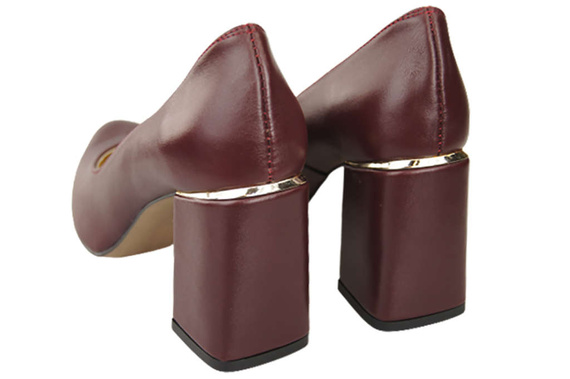 Women's shoes Pumps Natural leather 179 ElitaBut