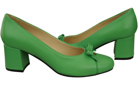 Women's Pumps with a Bow, Natural Leather and Low Heel 203 ElitaBut