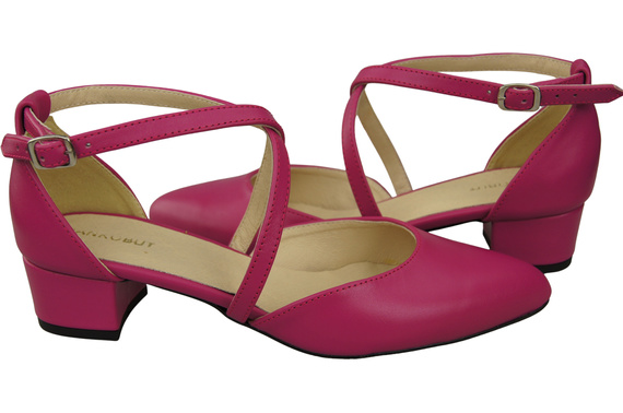 Women’s Leather Sandals with Straps Low Heel 223 ElitaBut